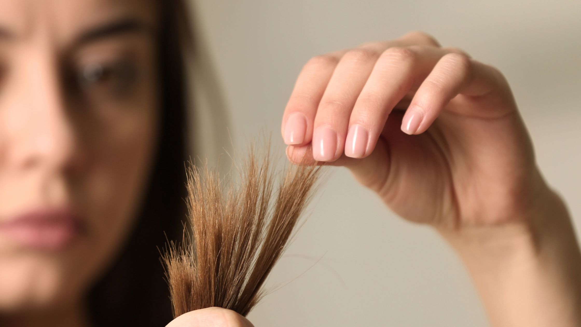 cabelo com pontas duplas